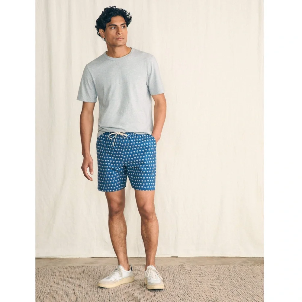 Faherty Men’s Shorelite Active Swim Short in Navy Block Palm XXL